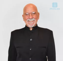 Dr. Miguel Rodríguez