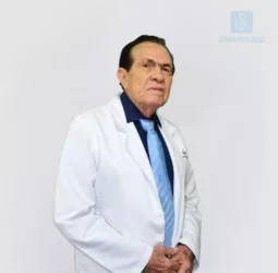 Dr. Elis Romero