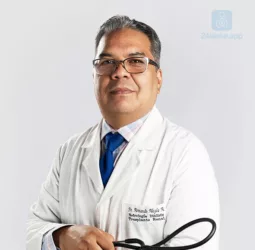 Dr. Armando Alcalá
