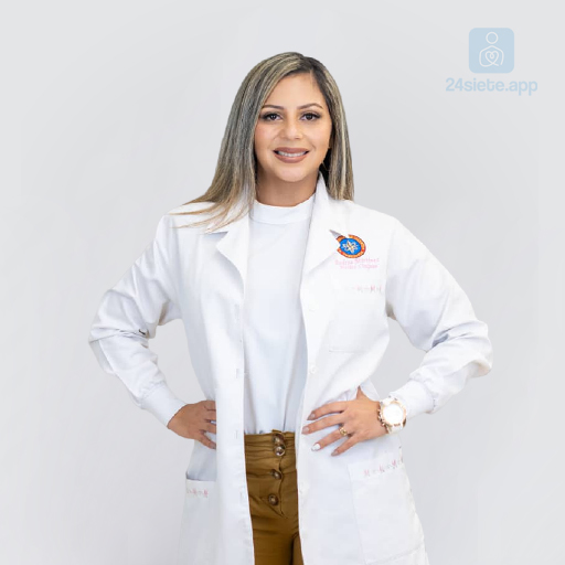 Dra. Andrea Martínez