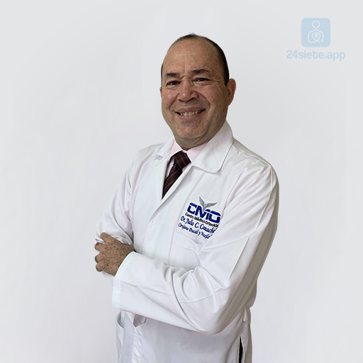 Dr. Julio Camacho
