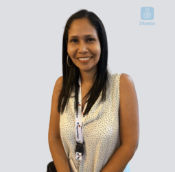 Dra. Jennifer  Solórzano