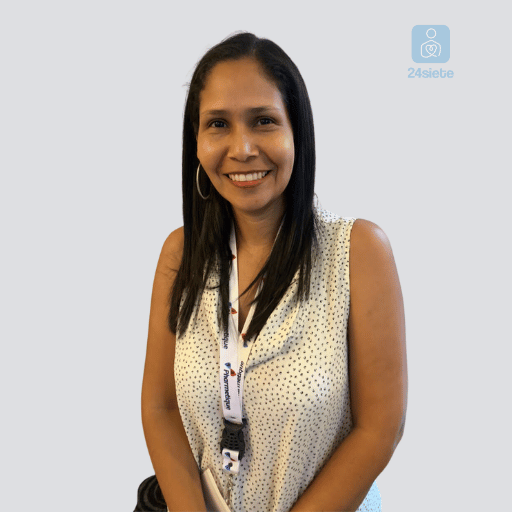 Dra. Jennifer  Solórzano