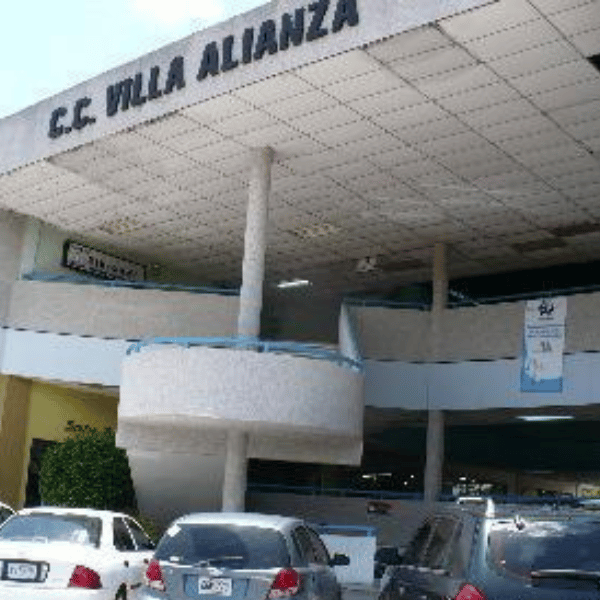 Centro Comercial Villa Alianza