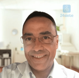 Dr. Alejandro  Cordero