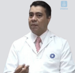 Dr. Ángel  Cermeño