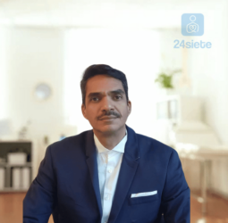 Lic. Freddy  González