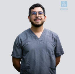 Dr. Carlos  Morantes