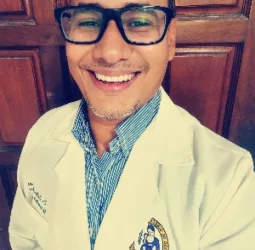 Dr. Nelson Rodríguez