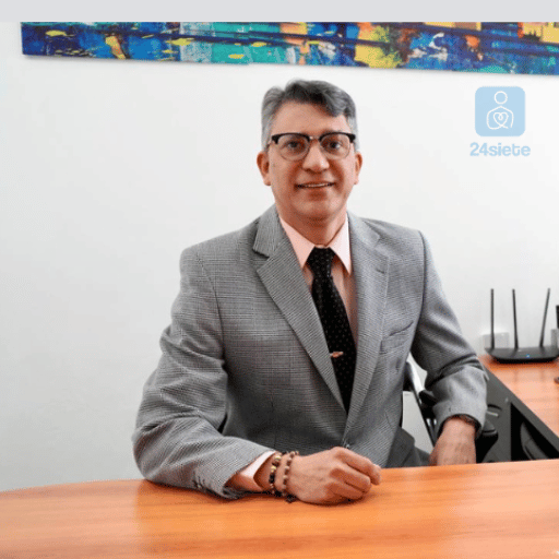 Dr. Lisandro Niño  Dávila