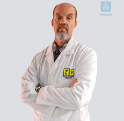 Dr.  Fernando José  Bravo