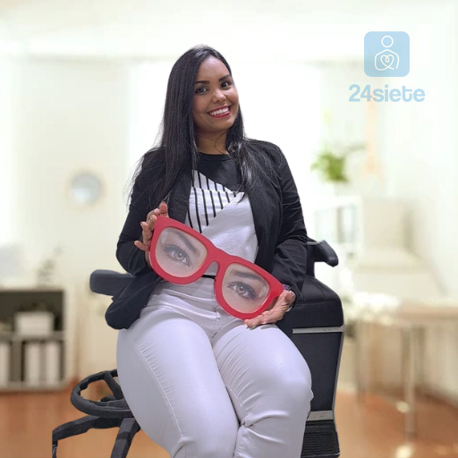 Dra.  Sajonia  Hernández