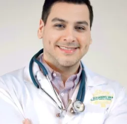 Dr Alejandro Leira