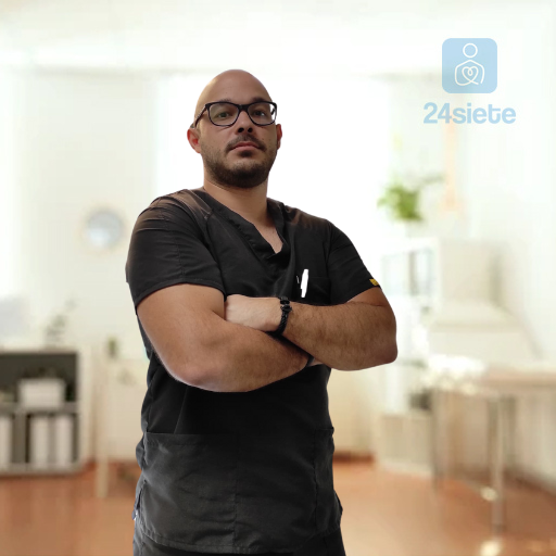 Dr. Rubén  González