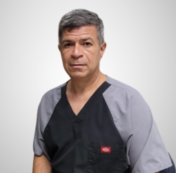 Dr. Hernán Daza Novellino